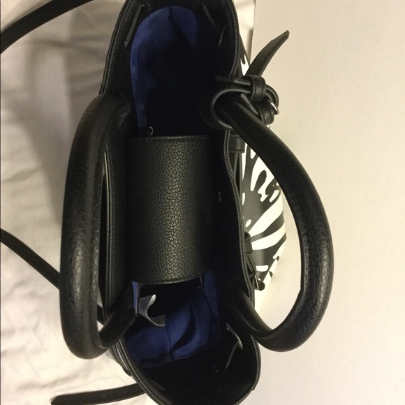 Handbag - Picture 3 of 5